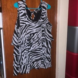 Slinky Brand 2X Tank Top Shirt Black White Zebra Blouse